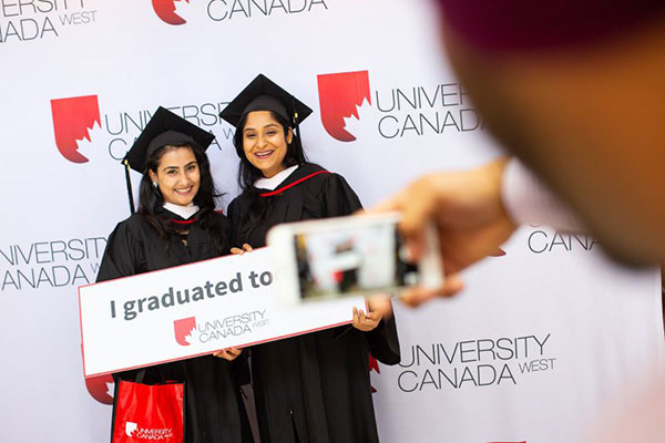 Điều kiện xin học bổng du học Canada và những điều cần lưu ý